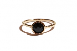 Bague Fine Pierre Noire Or Jaune